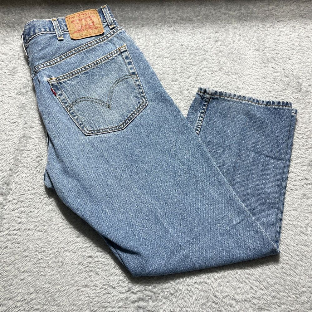 Vintage Levi's 505 Regular Fit Jeans Men's 38x30 Made in Canada 2003 Y2K